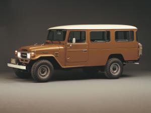 Toyota Land Cruiser 47 Hardtop 1979 года